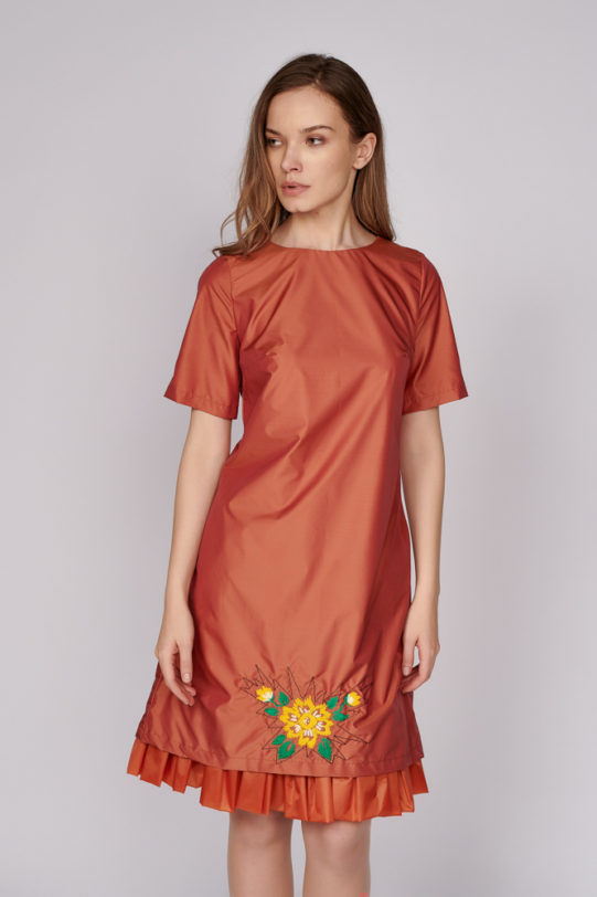 Dress SADORA R. Natural fabrics, original design, handmade embroidery