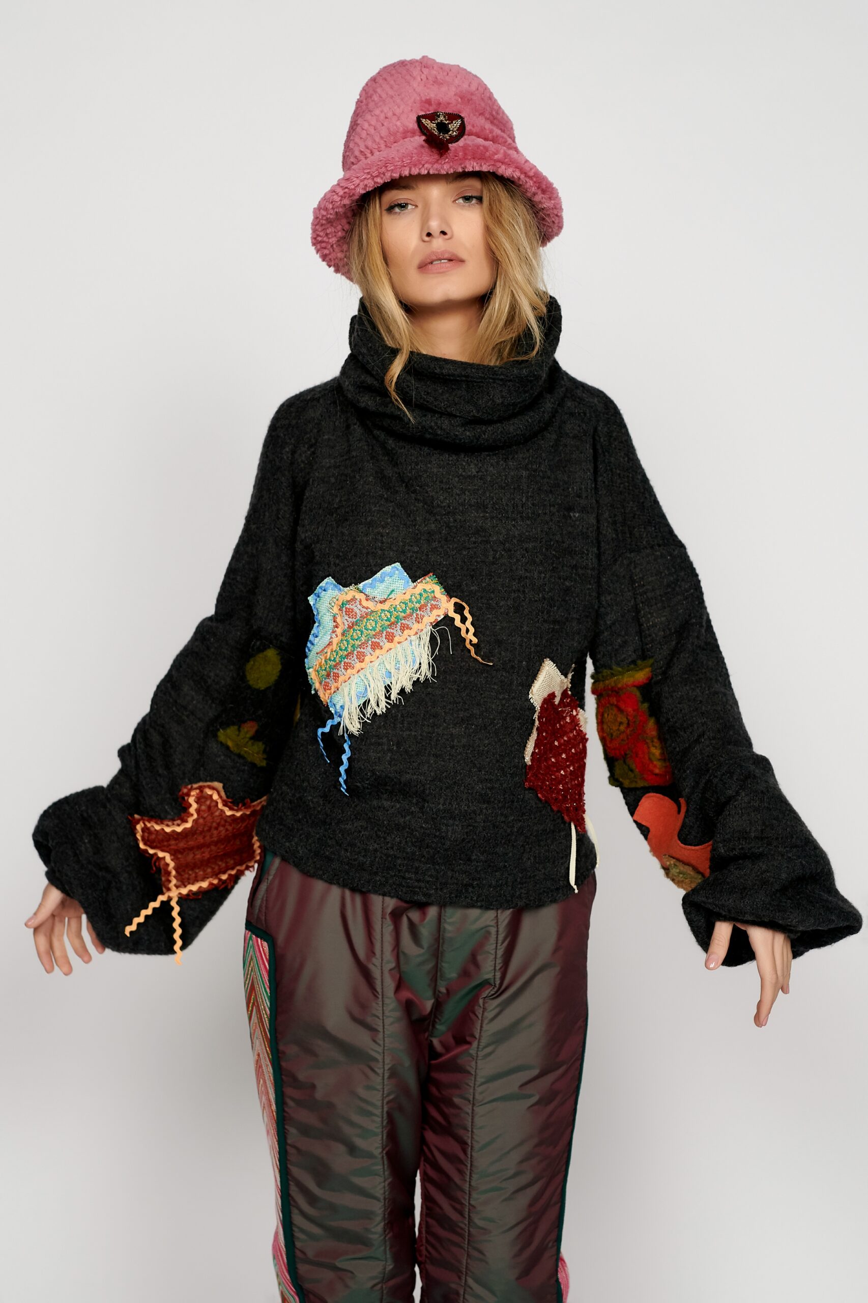 Sweater BRAND G. Natural fabrics, original design, handmade embroidery