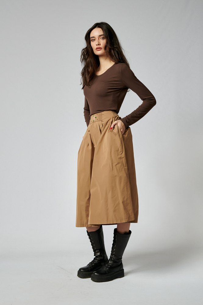 Skirt ROSELINE. Natural fabrics, original design, handmade embroidery