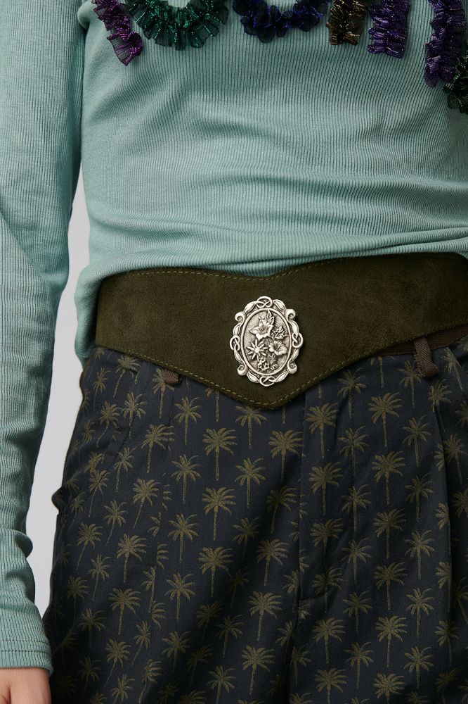 Pantalon YANIS. Materiale naturale, design unicat, cu broderie si aplicatii handmade