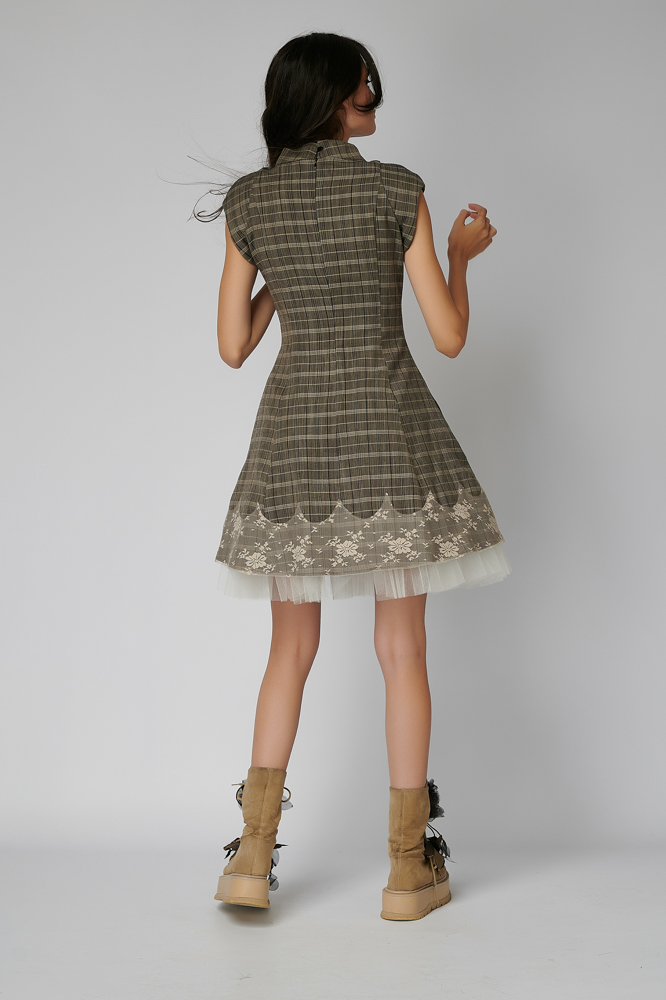 EMILY G Dress. Natural fabrics, original design, handmade embroidery