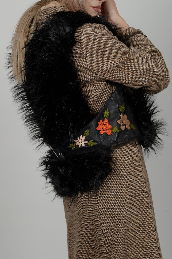 MIKREL Overcoat. Natural fabrics, original design, handmade embroidery