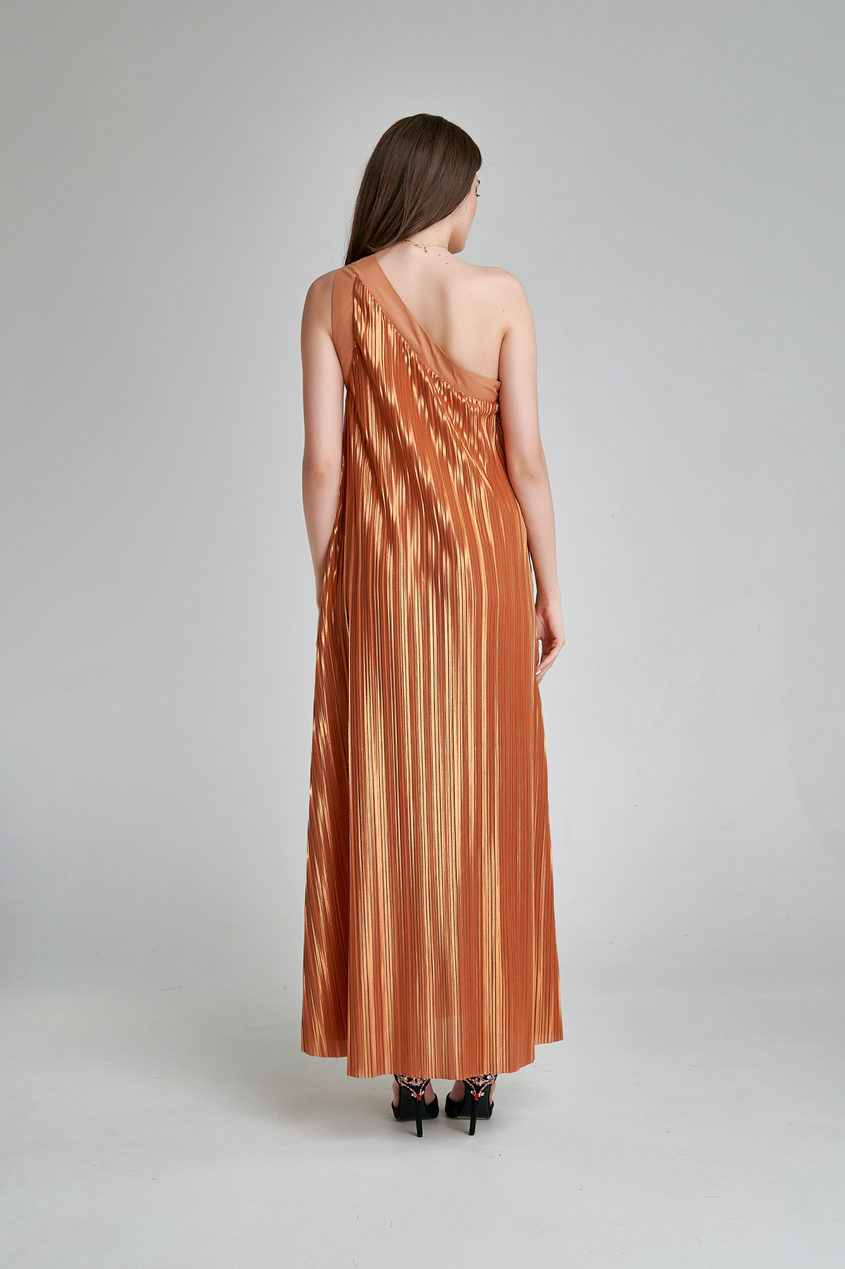 Elegant golden DILMA dress with asymmetrical neckline. Natural fabrics, original design, handmade embroidery