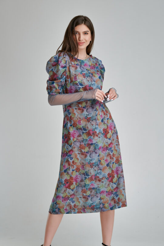 Elegant floral DARIA dress with puffy sleeves and tulle gloves. Natural fabrics, original design, handmade embroidery