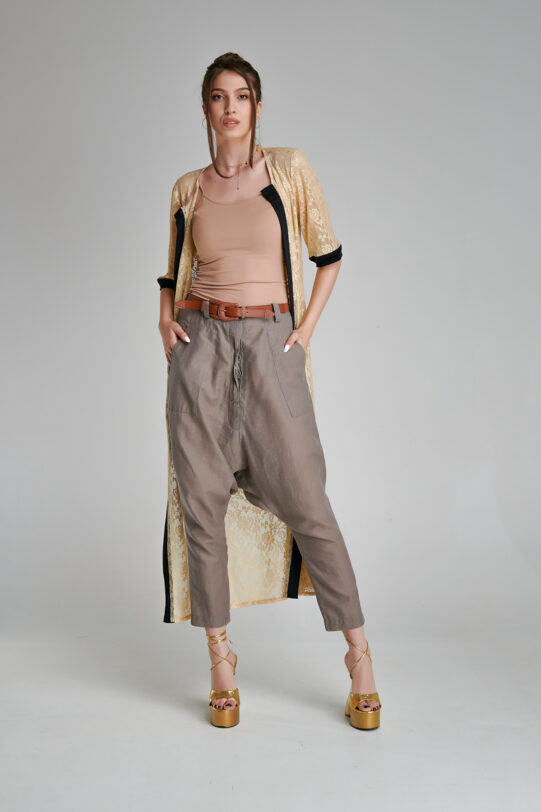 Pantalon TERAMIS din bumbac cu turul usor lasat. Materiale naturale, design unicat, cu broderie si aplicatii handmade