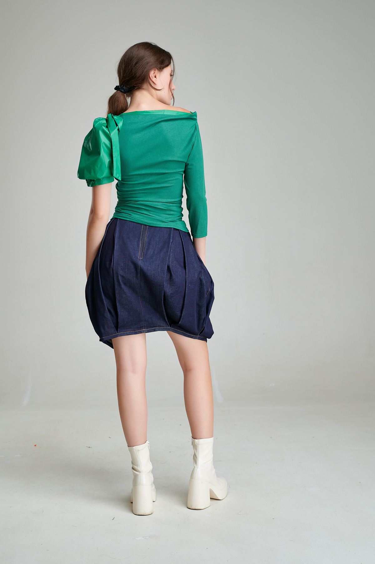 ELLA casual asymmetric emerald green blouse. Natural fabrics, original design, handmade embroidery