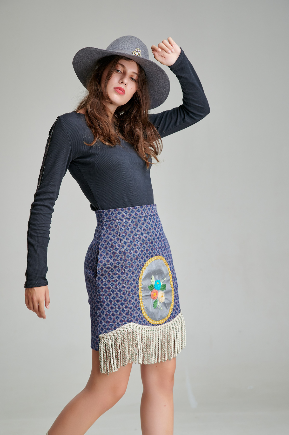 CRINA skirt with fringes and floral embroidery. Natural fabrics, original design, handmade embroidery
