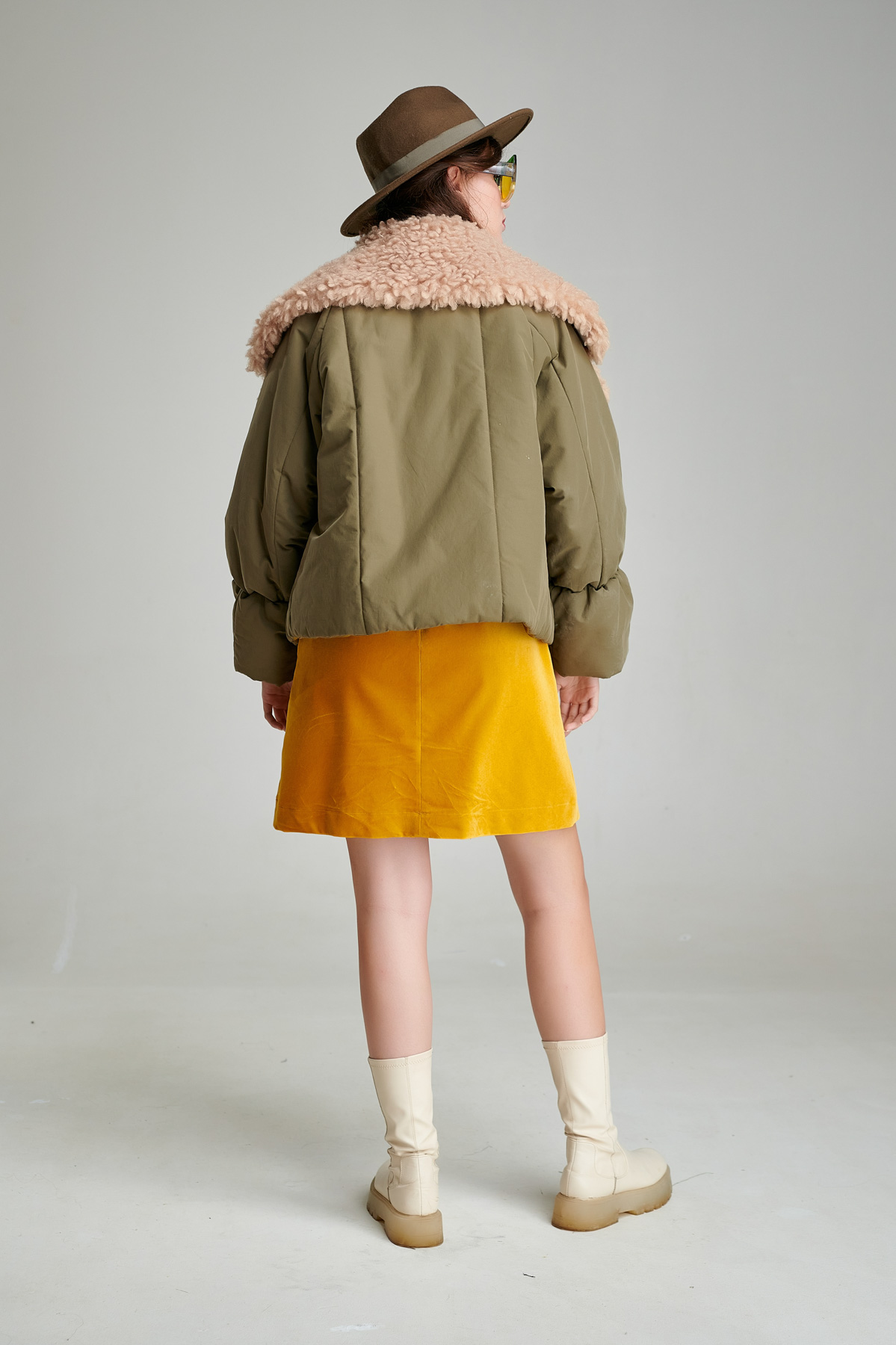 CARA oversize quilted olive poplin jacket. Natural fabrics, original design, handmade embroidery