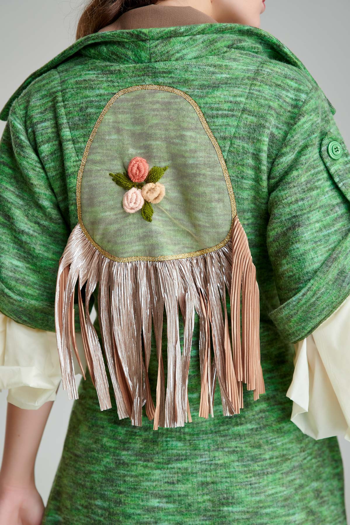 DALY versatile green knit poncho. Natural fabrics, original design, handmade embroidery