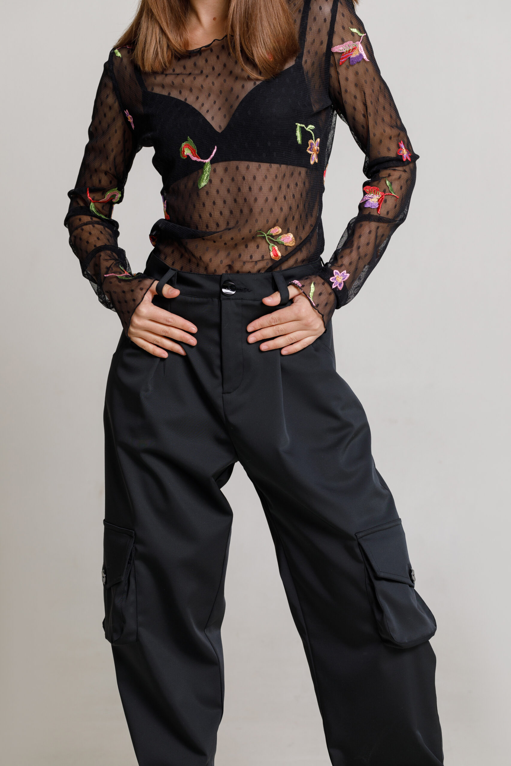 Pantalon COLL casual din tercot negru. Materiale naturale, design unicat, cu broderie si aplicatii handmade