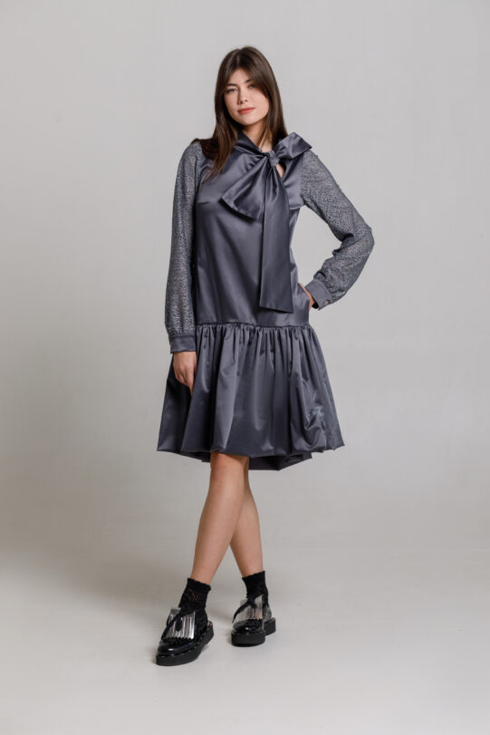 DRESS AMORA gray casual in satin and lace. Natural fabrics, original design, handmade embroidery