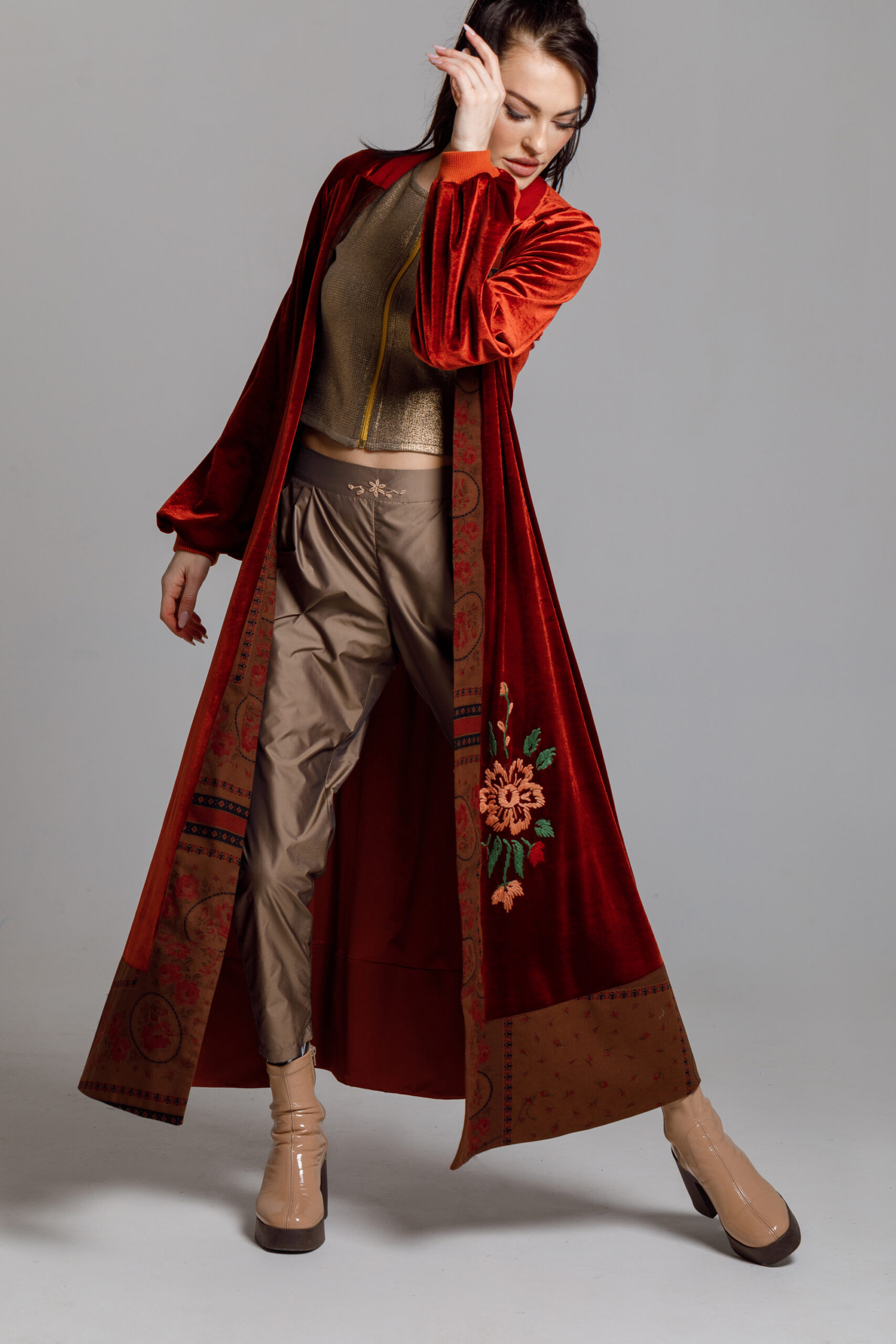 BRIVIDA bohemian velvet cardigan. Natural fabrics, original design, handmade embroidery