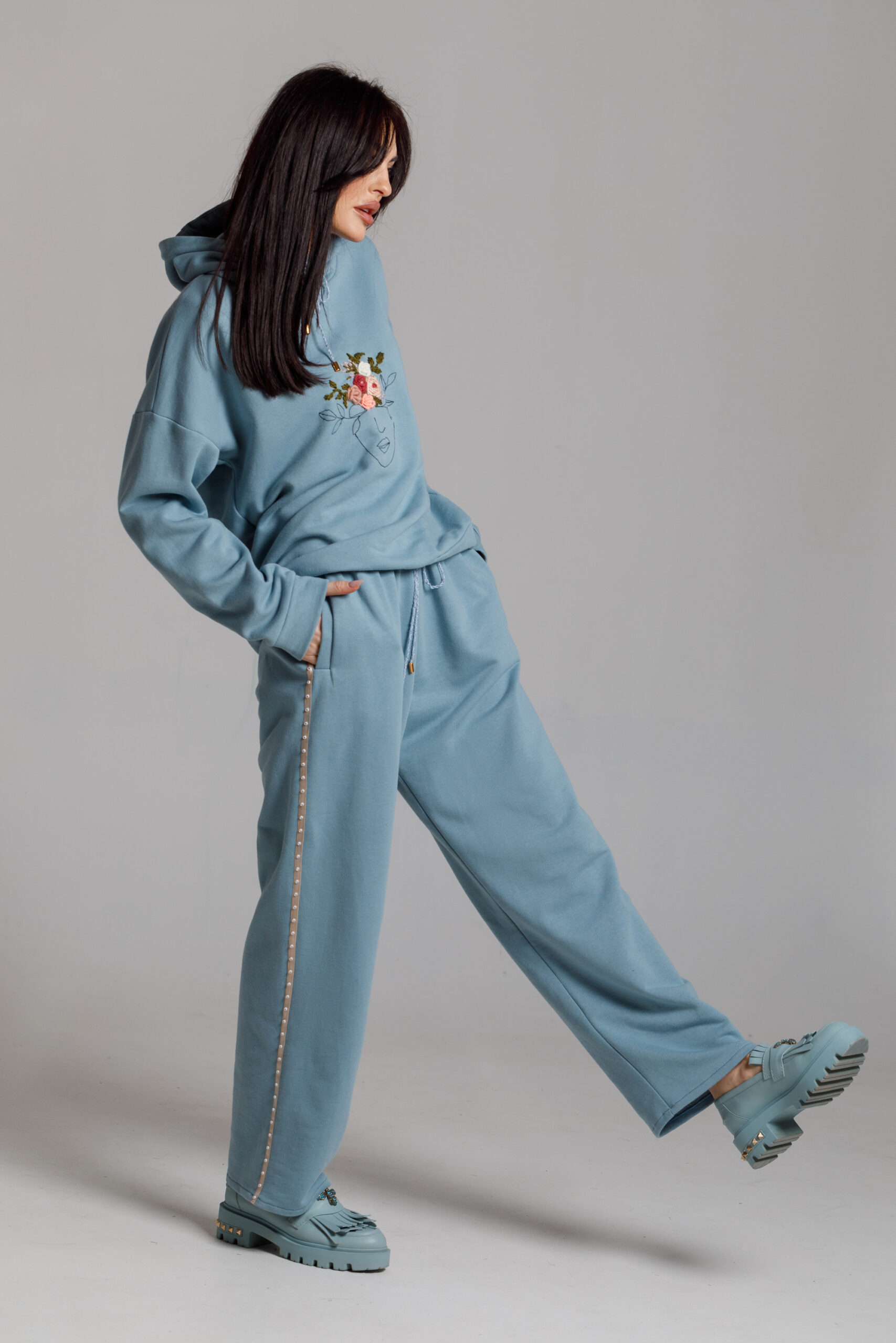 Pantalon casual MARS bleu. Materiale naturale, design unicat, cu broderie si aplicatii handmade