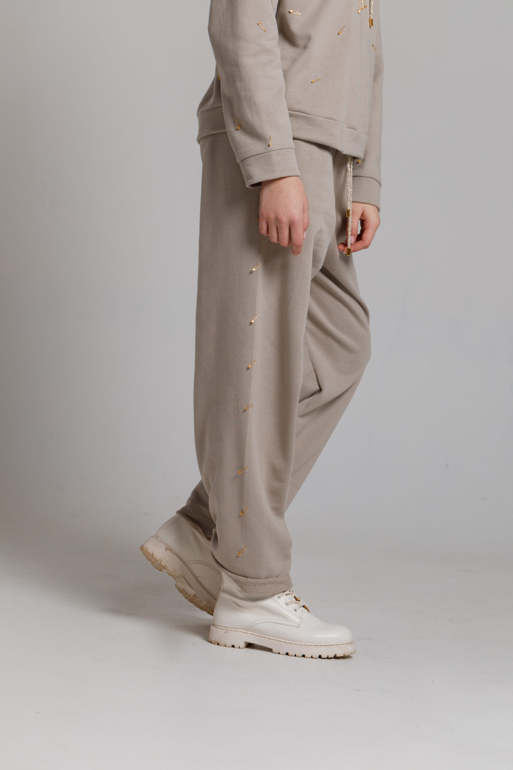 MARS beige casual pants. Natural fabrics, original design, handmade embroidery