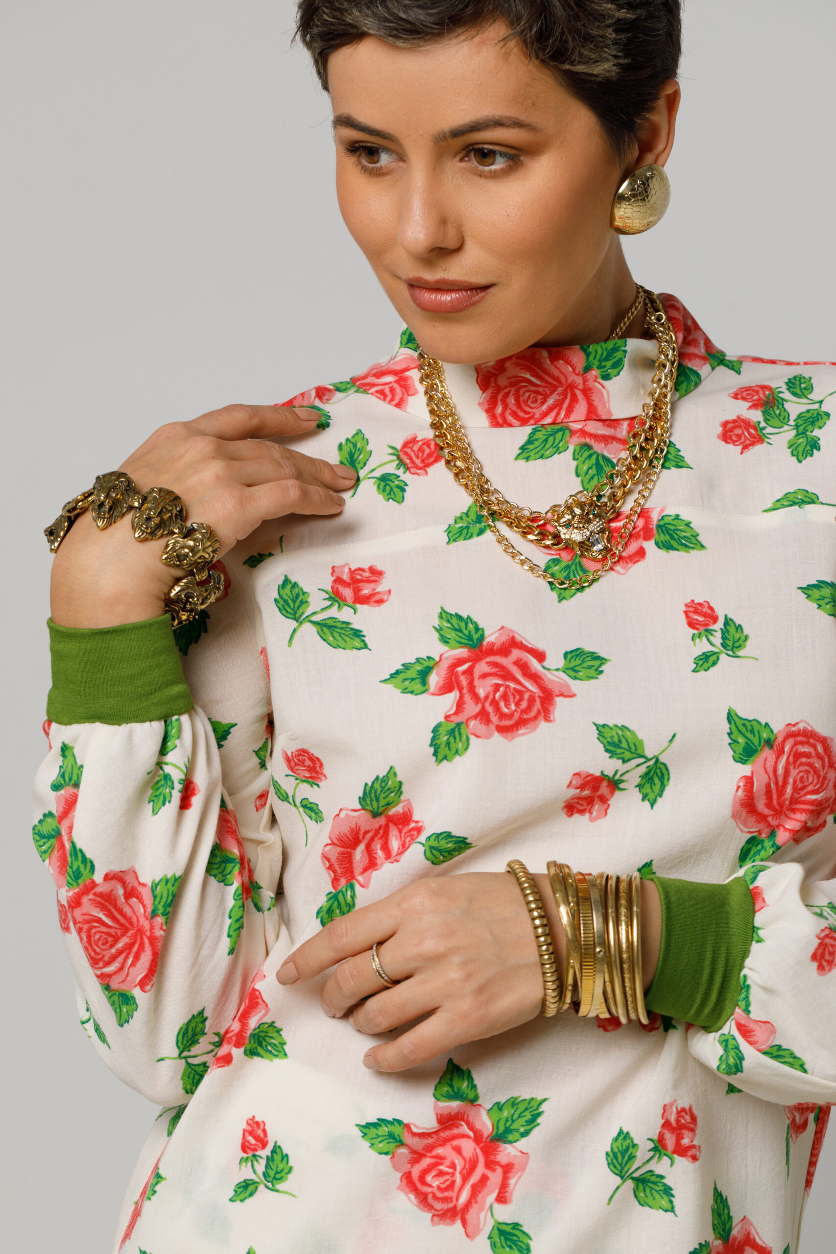 ERWIN casual floral poplin blouse. Natural fabrics, original design, handmade embroidery