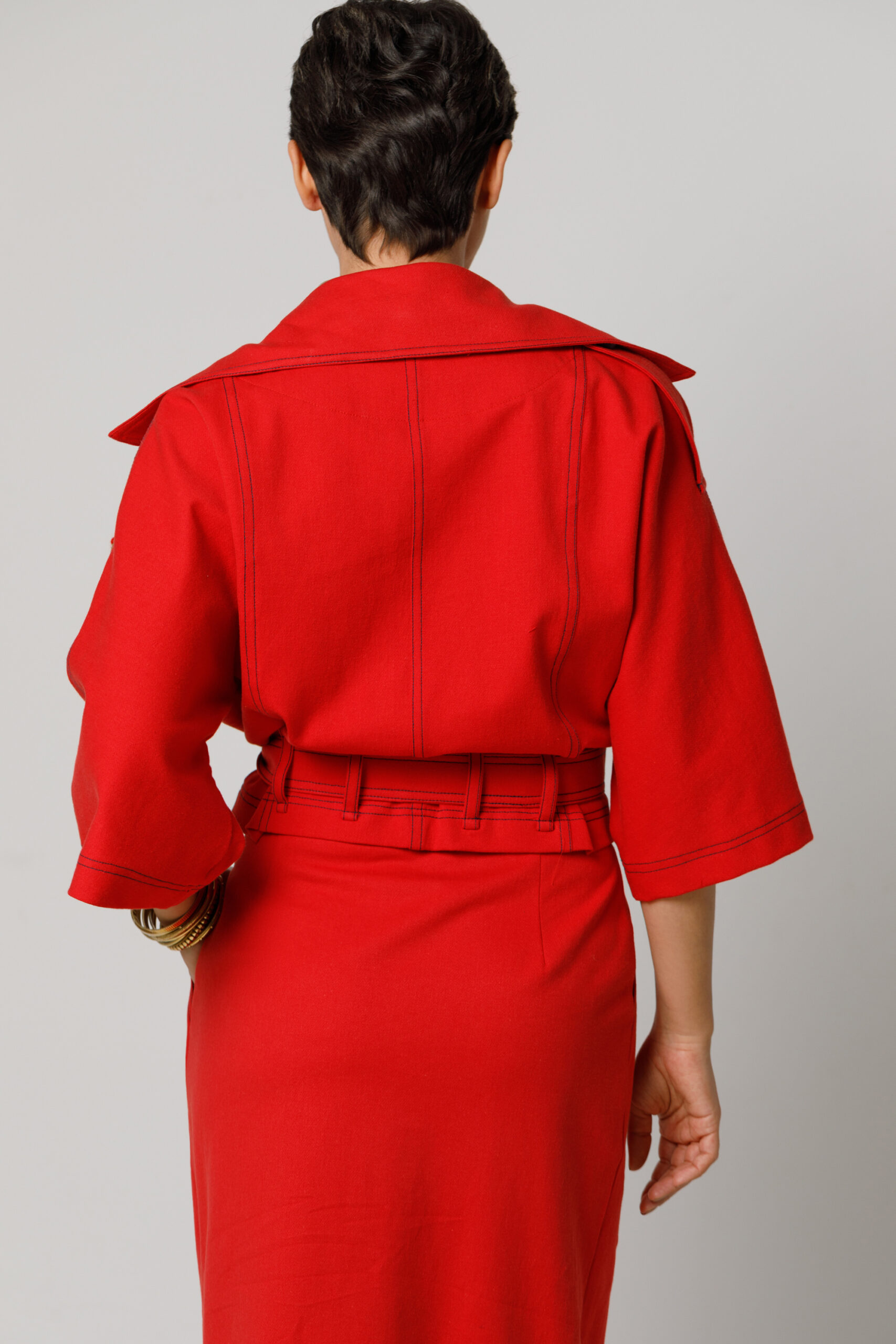 Jacheta LETO casual rosie scurta cu cordon. Materiale naturale, design unicat, cu broderie si aplicatii handmade