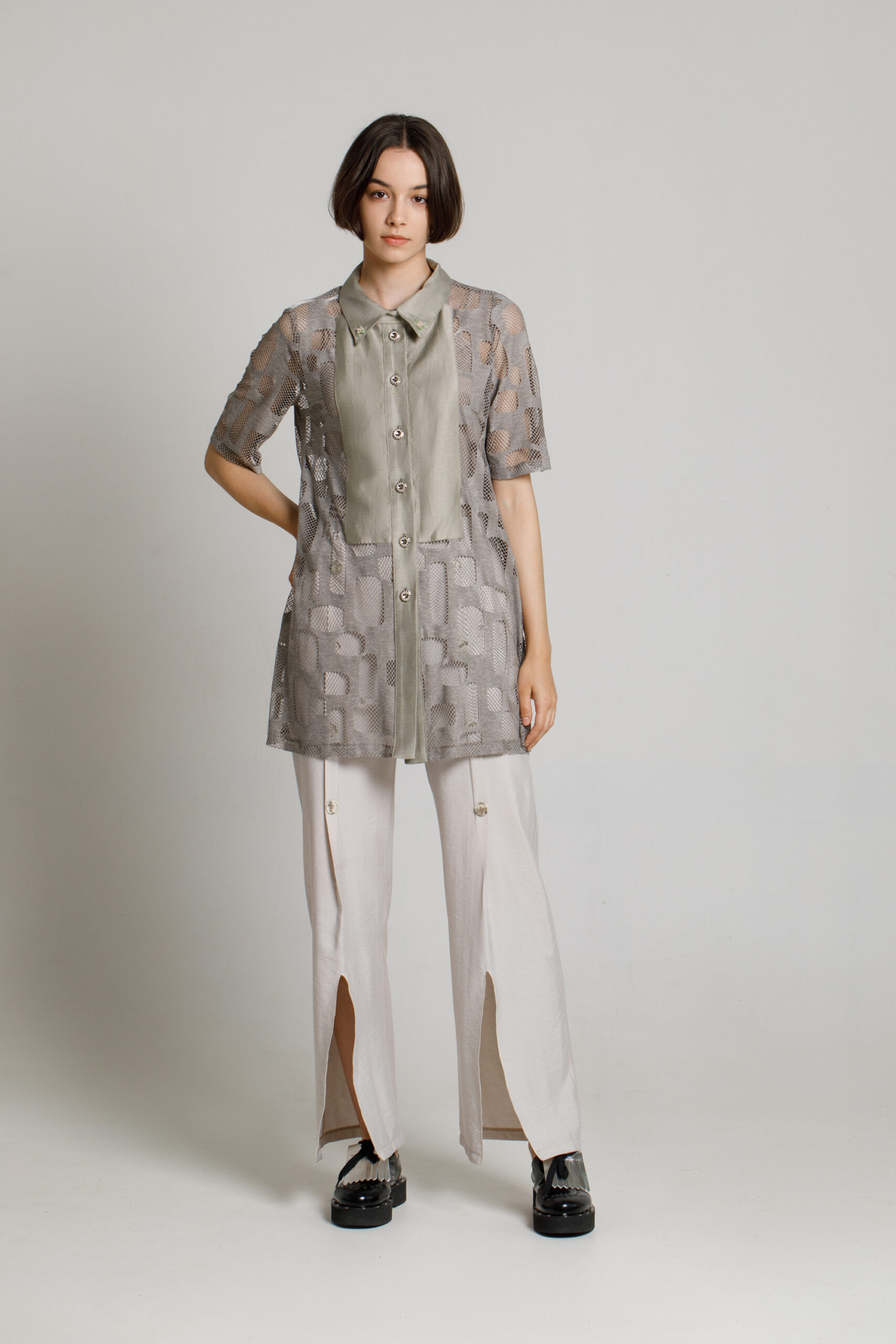 AMIRA casual greige shirt made of lace and linen. Natural fabrics, original design, handmade embroidery