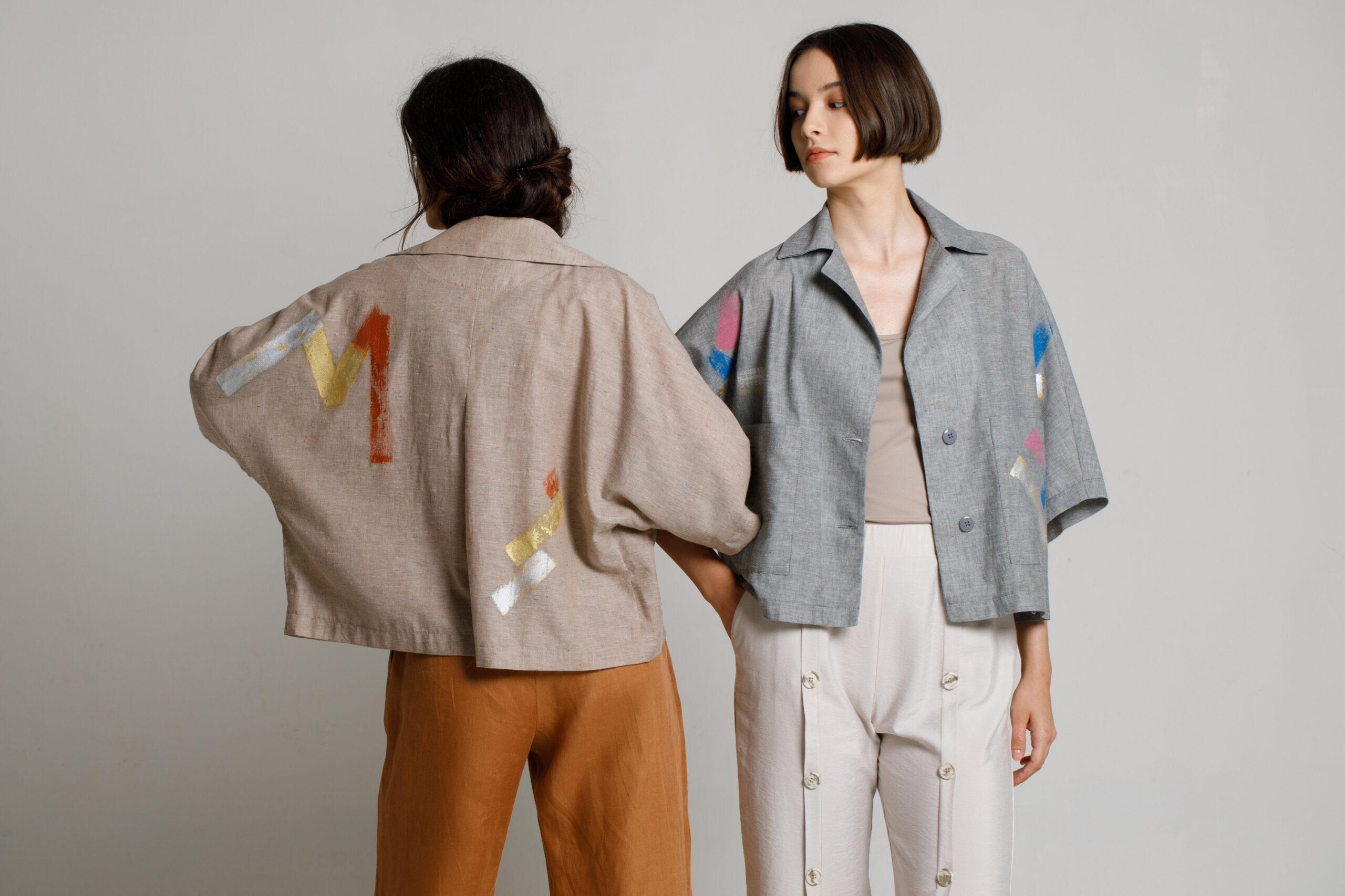 KIT casual gray hand-painted poplin jacket. Natural fabrics, original design, handmade embroidery