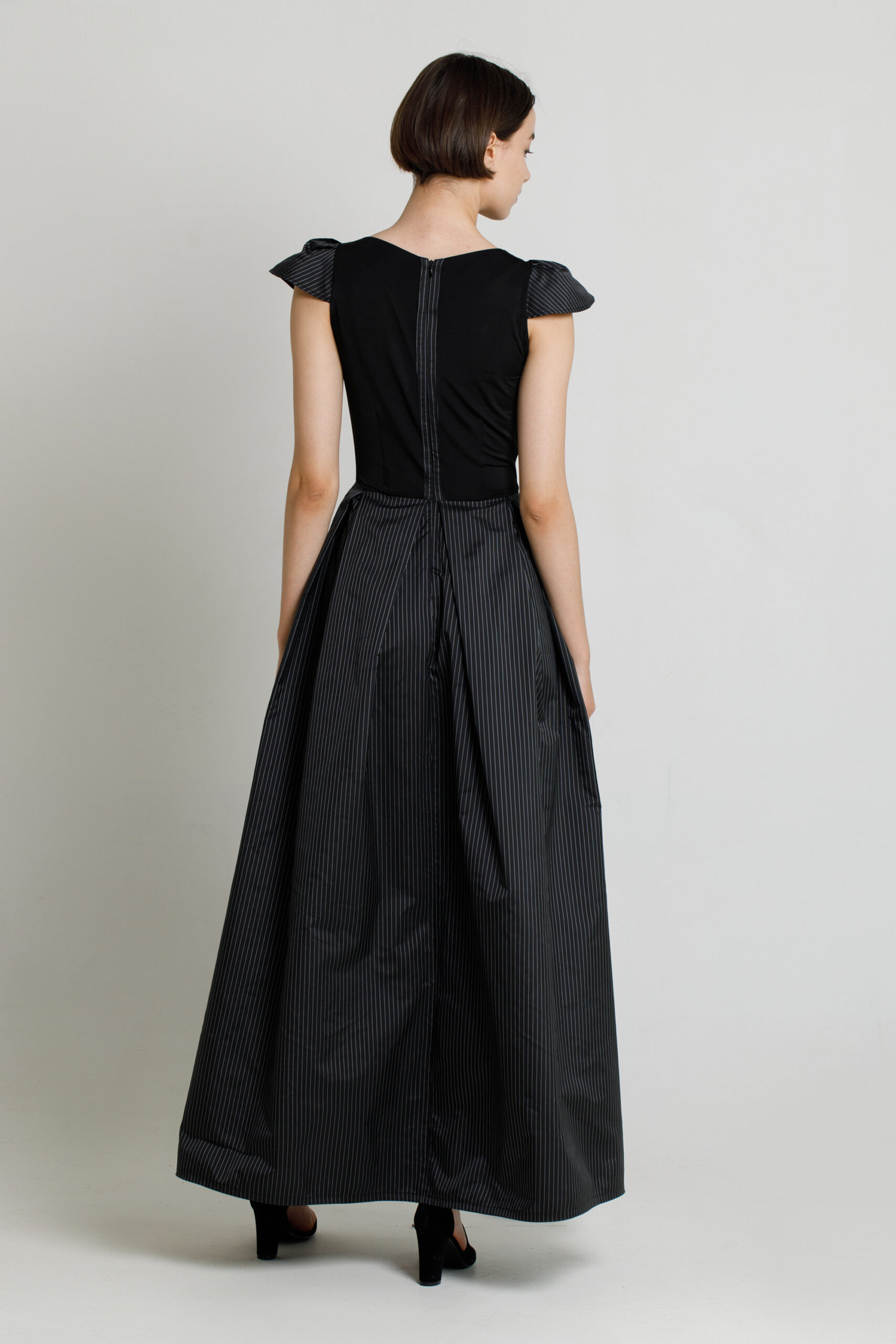 CHLOE elegant black taffeta and organza dress. Natural fabrics, original design, handmade embroidery