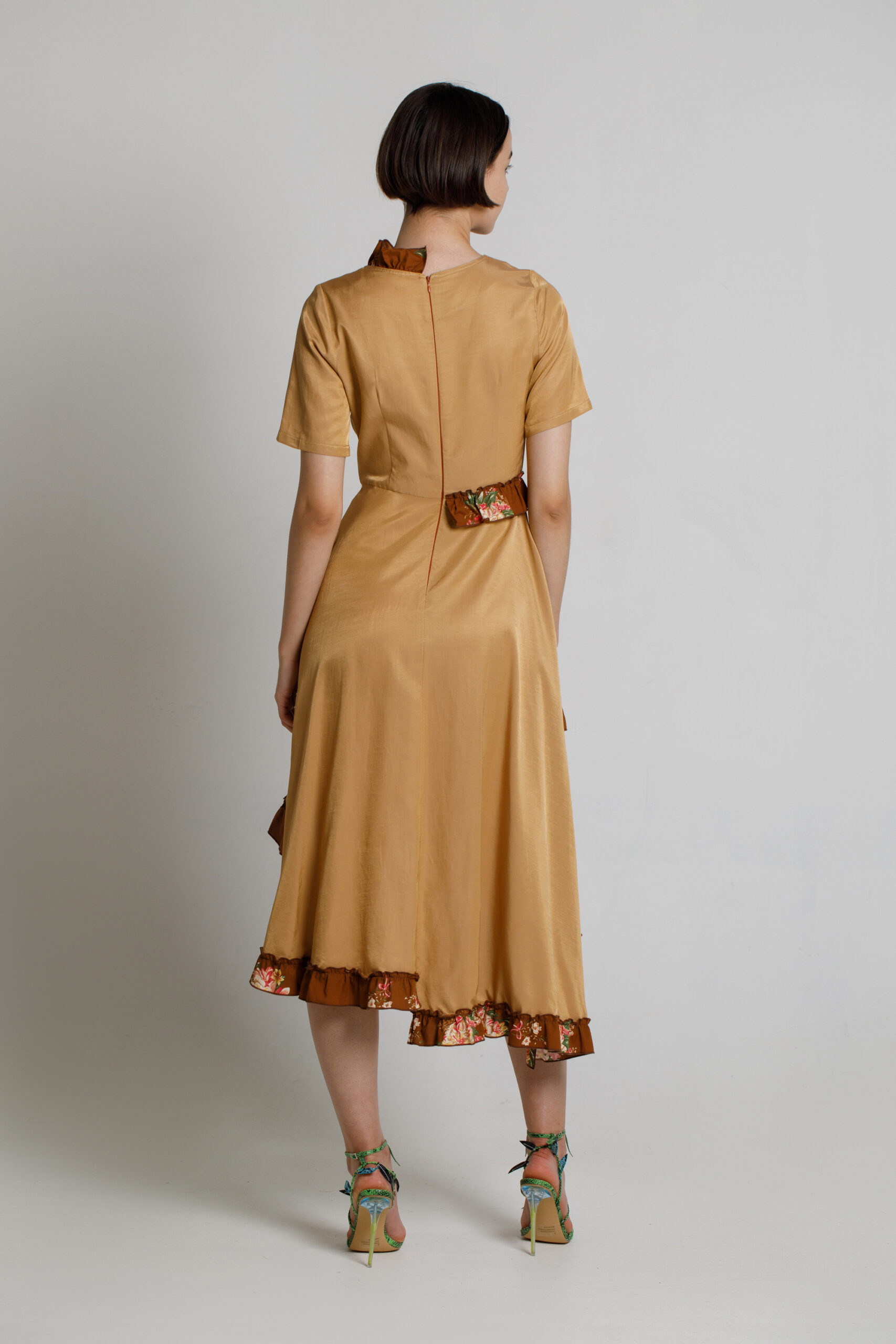 HERA cream casual asymmetric dress with ruffles. Natural fabrics, original design, handmade embroidery