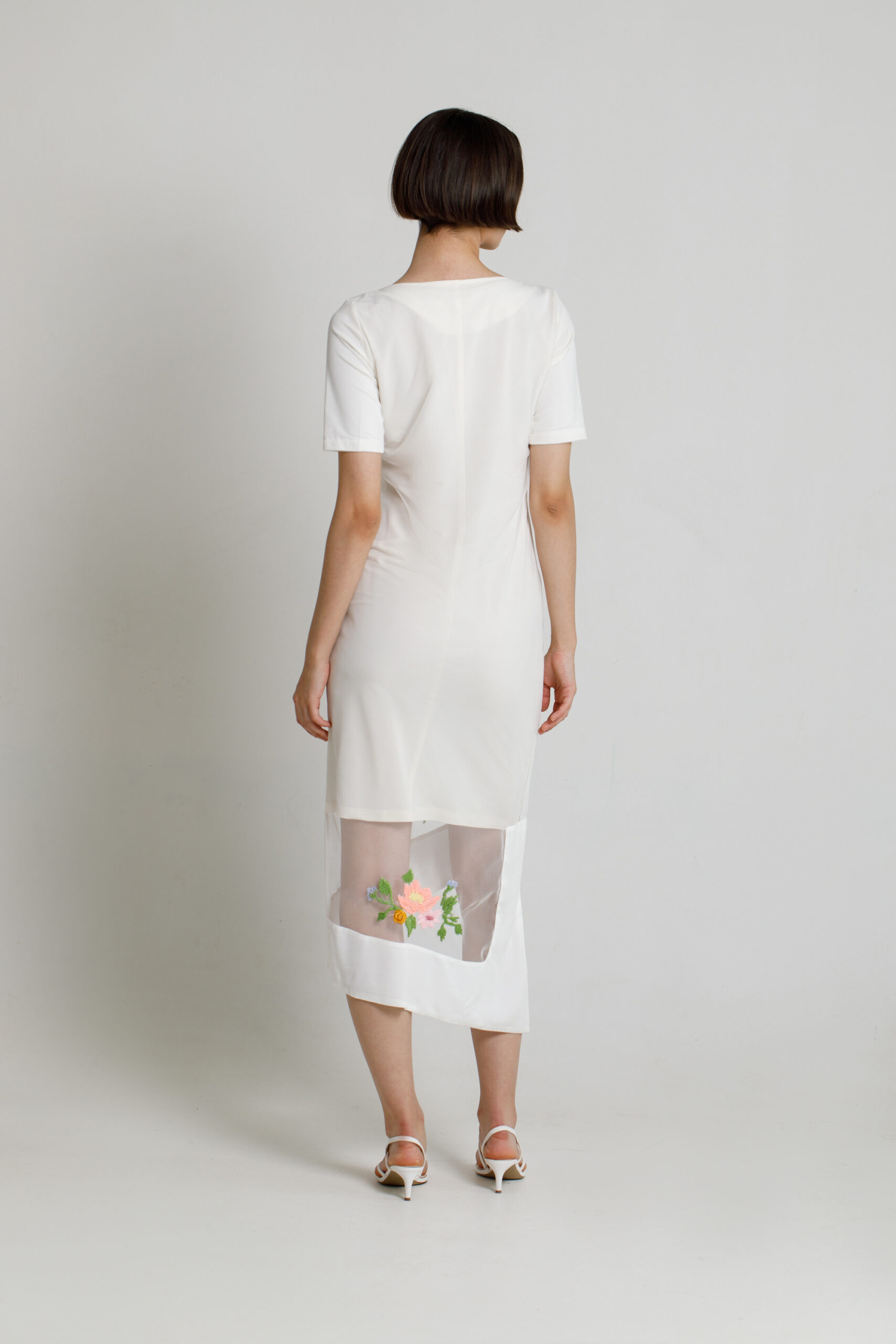 MARDI elegant white asymmetric dress with embroidered tulle. Natural fabrics, original design, handmade embroidery