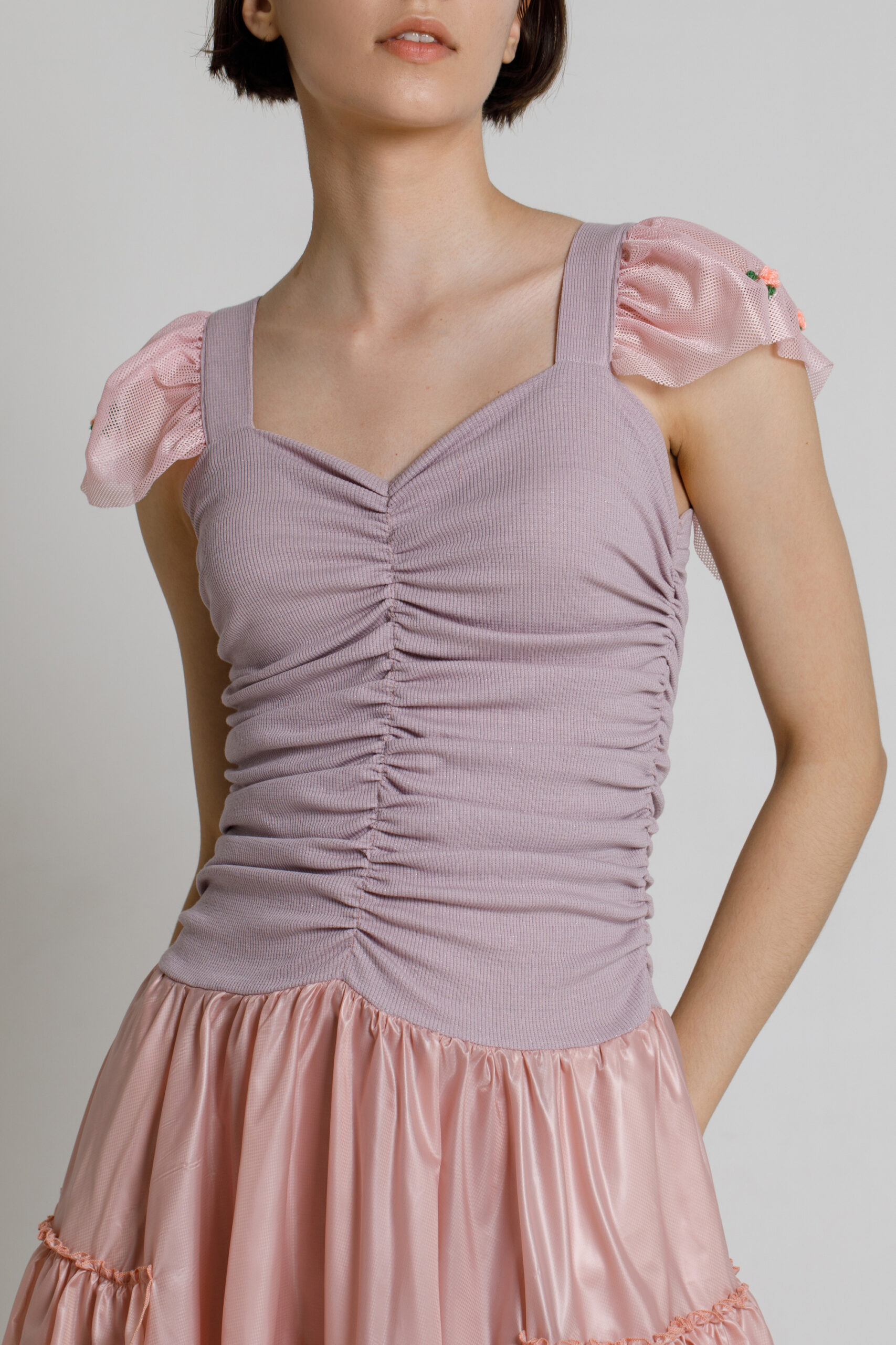 VALY pink asymmetric casual dress with ruffles. Natural fabrics, original design, handmade embroidery