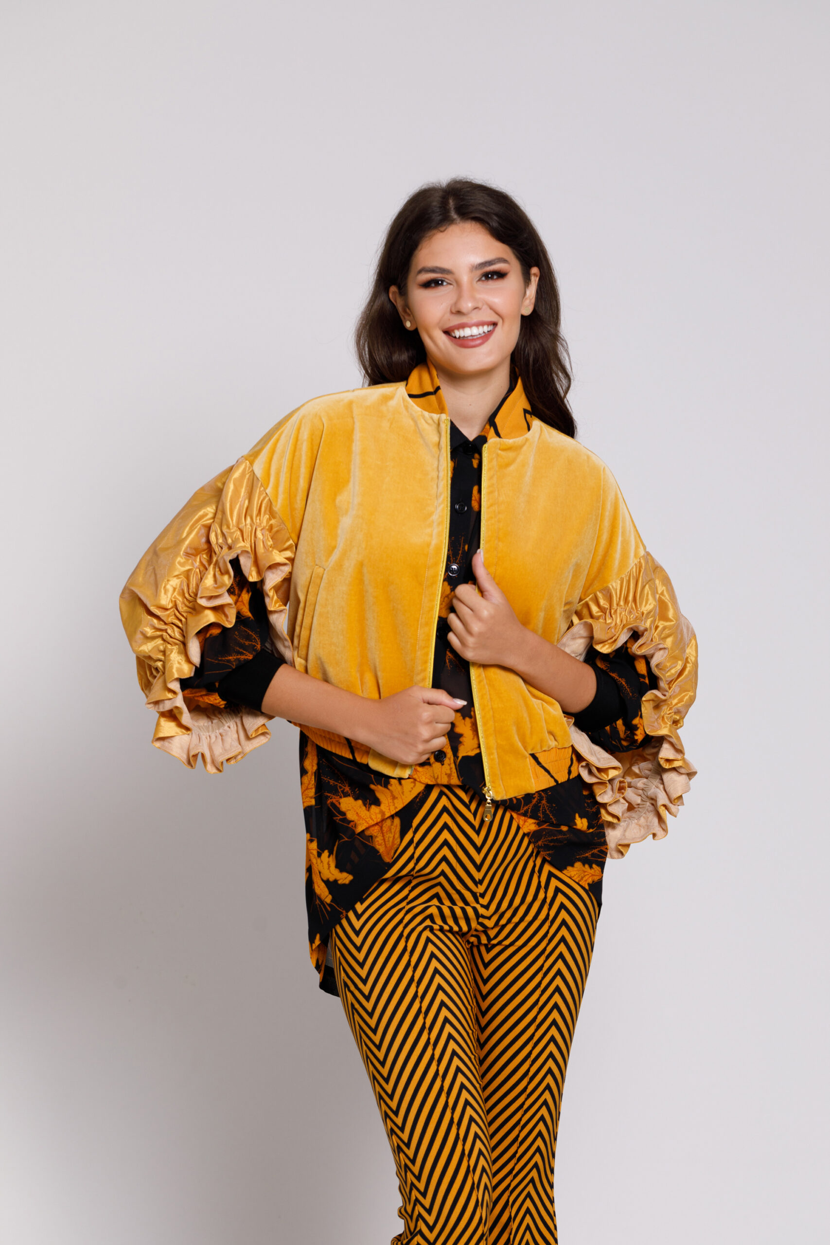 Casual TAO JACKET in yellow velvet with quilted sleeves. Natural fabrics, original design, handmade embroidery
