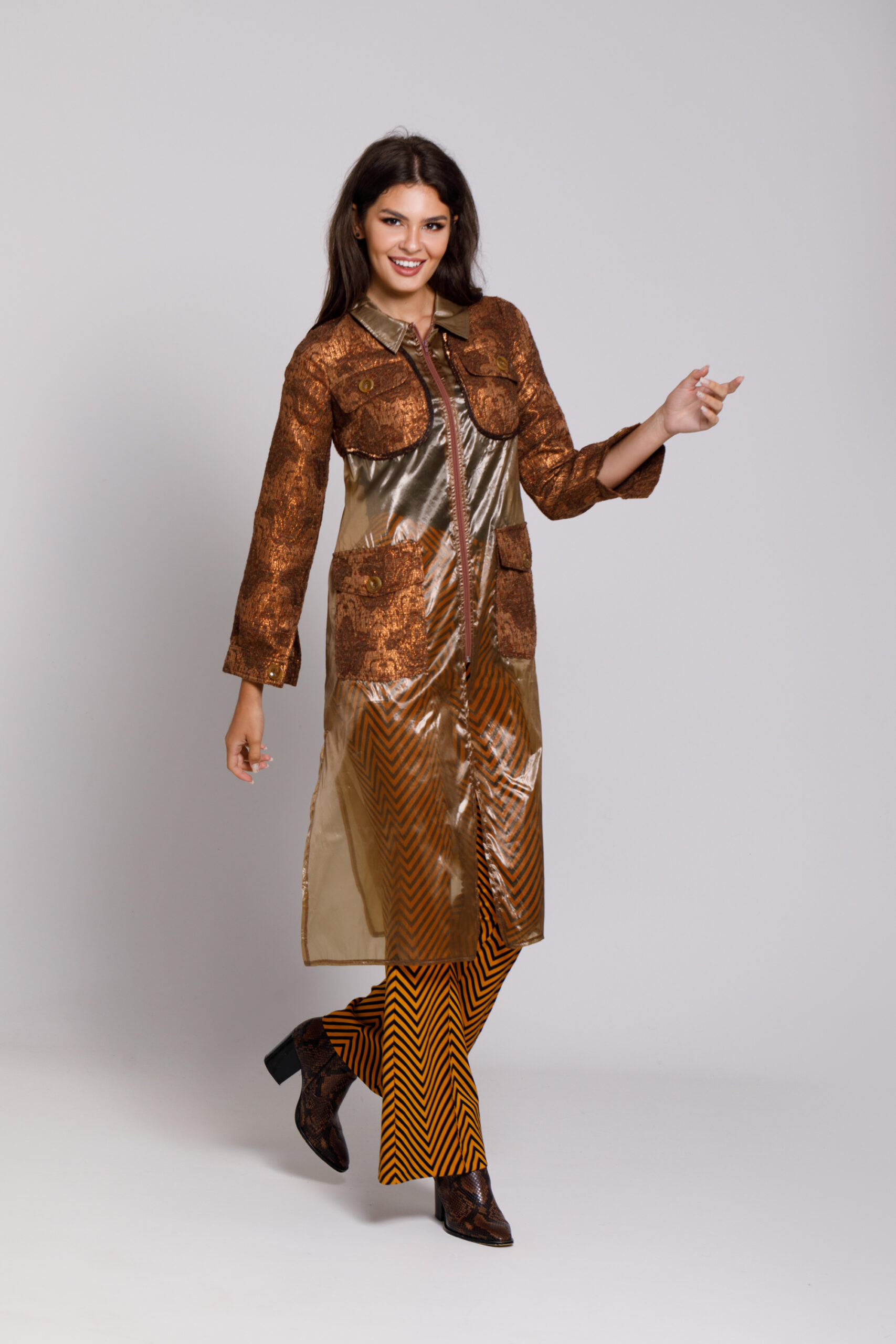 DORIS casual in copper brocade and organza Jacket. Natural fabrics, original design, handmade embroidery