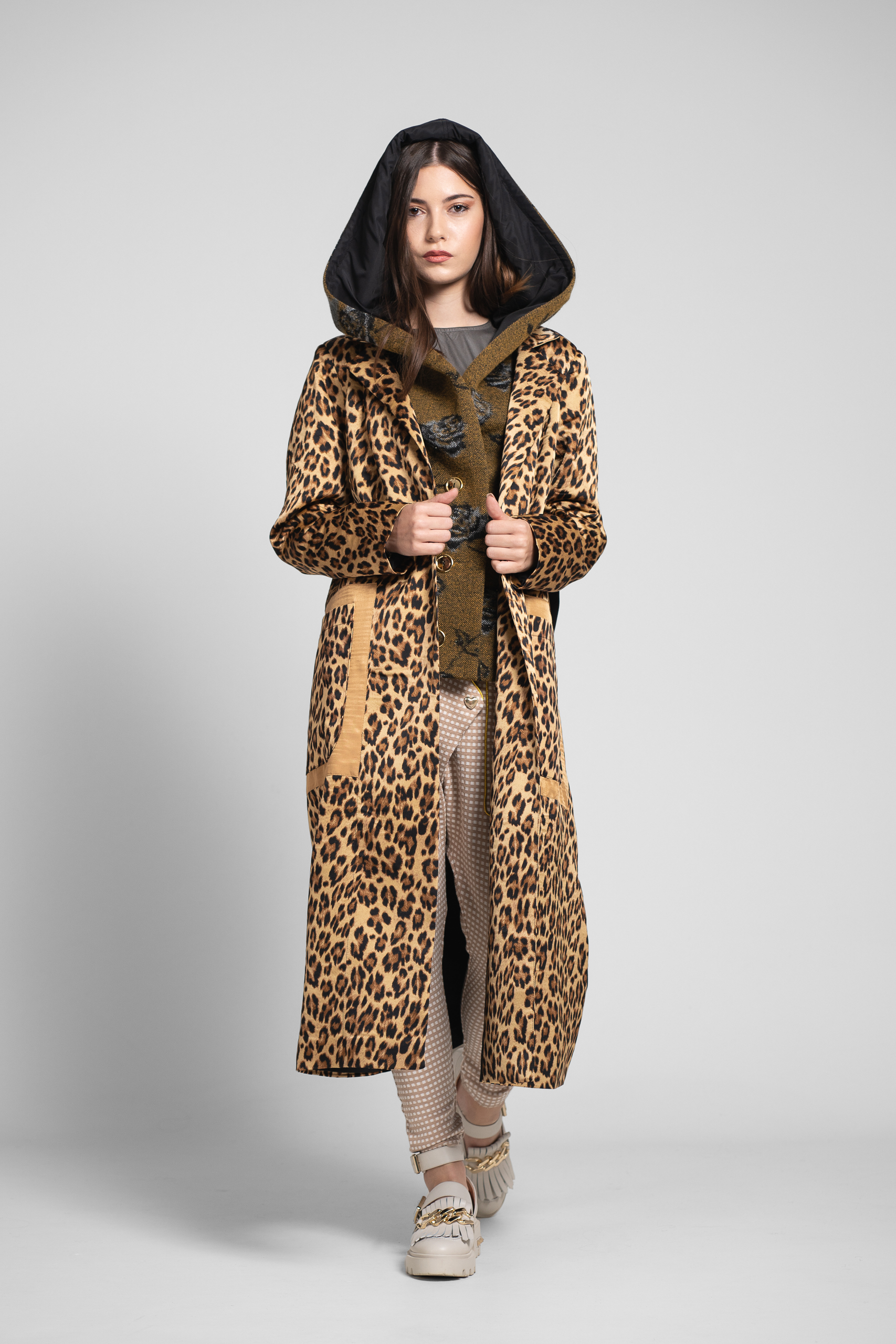 DELORA casual animal print jacket with oversized hood. Natural fabrics, original design, handmade embroidery