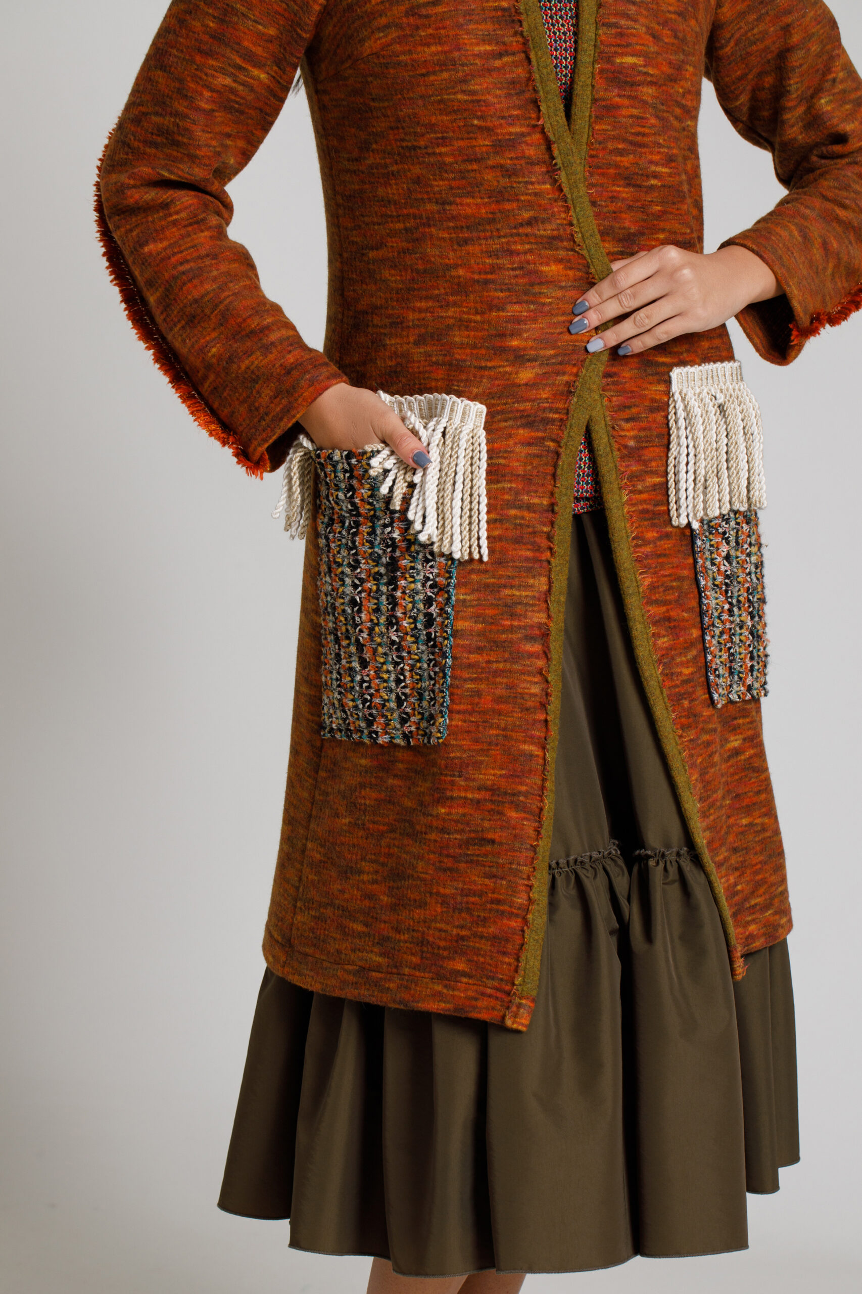 KAREN cardigan in copper knit with pockets and fringes. Natural fabrics, original design, handmade embroidery