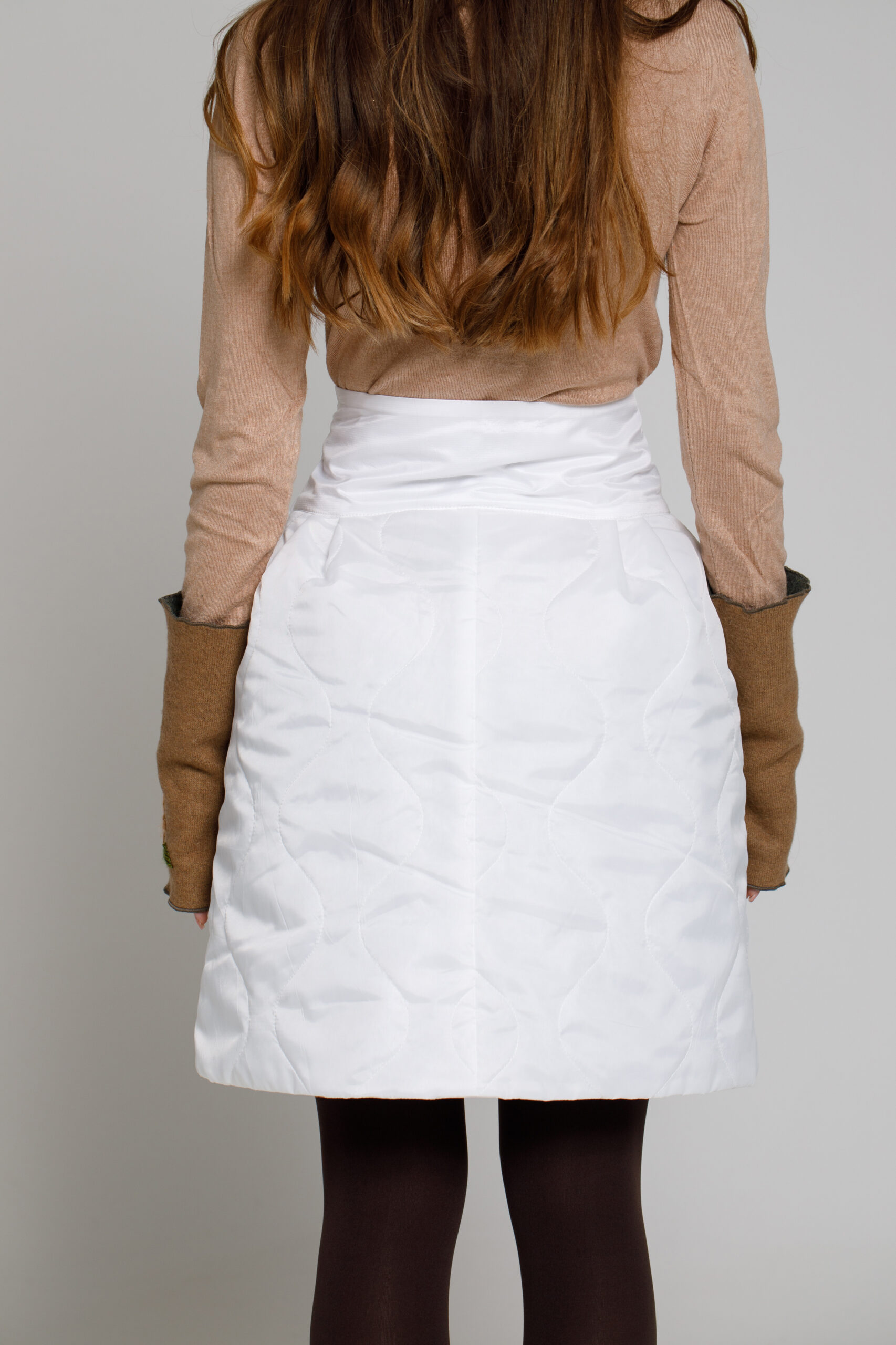 HEBA white quilted skirt. Natural fabrics, original design, handmade embroidery