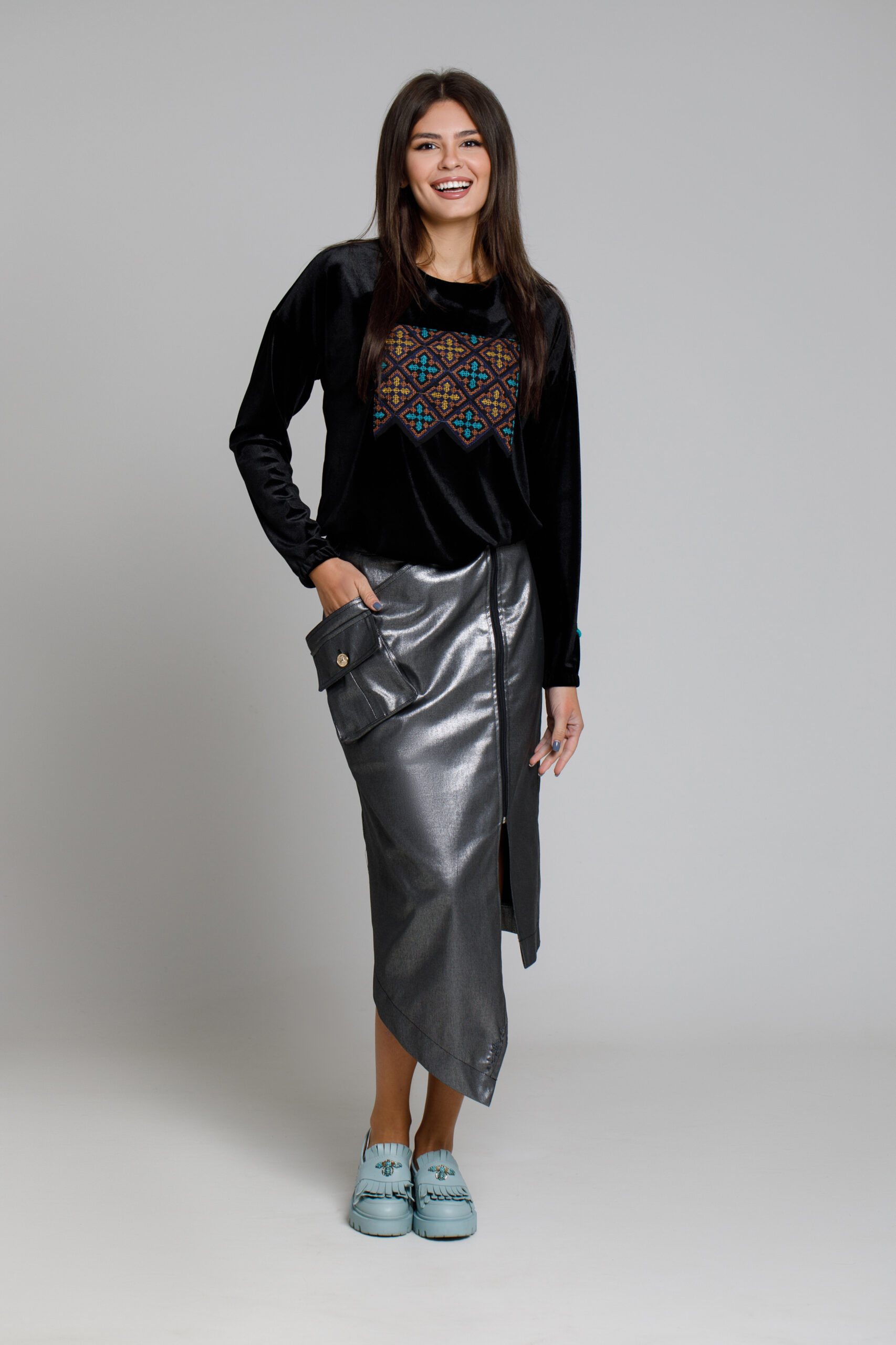 KENNY Skirt silver. Natural fabrics, original design, handmade embroidery