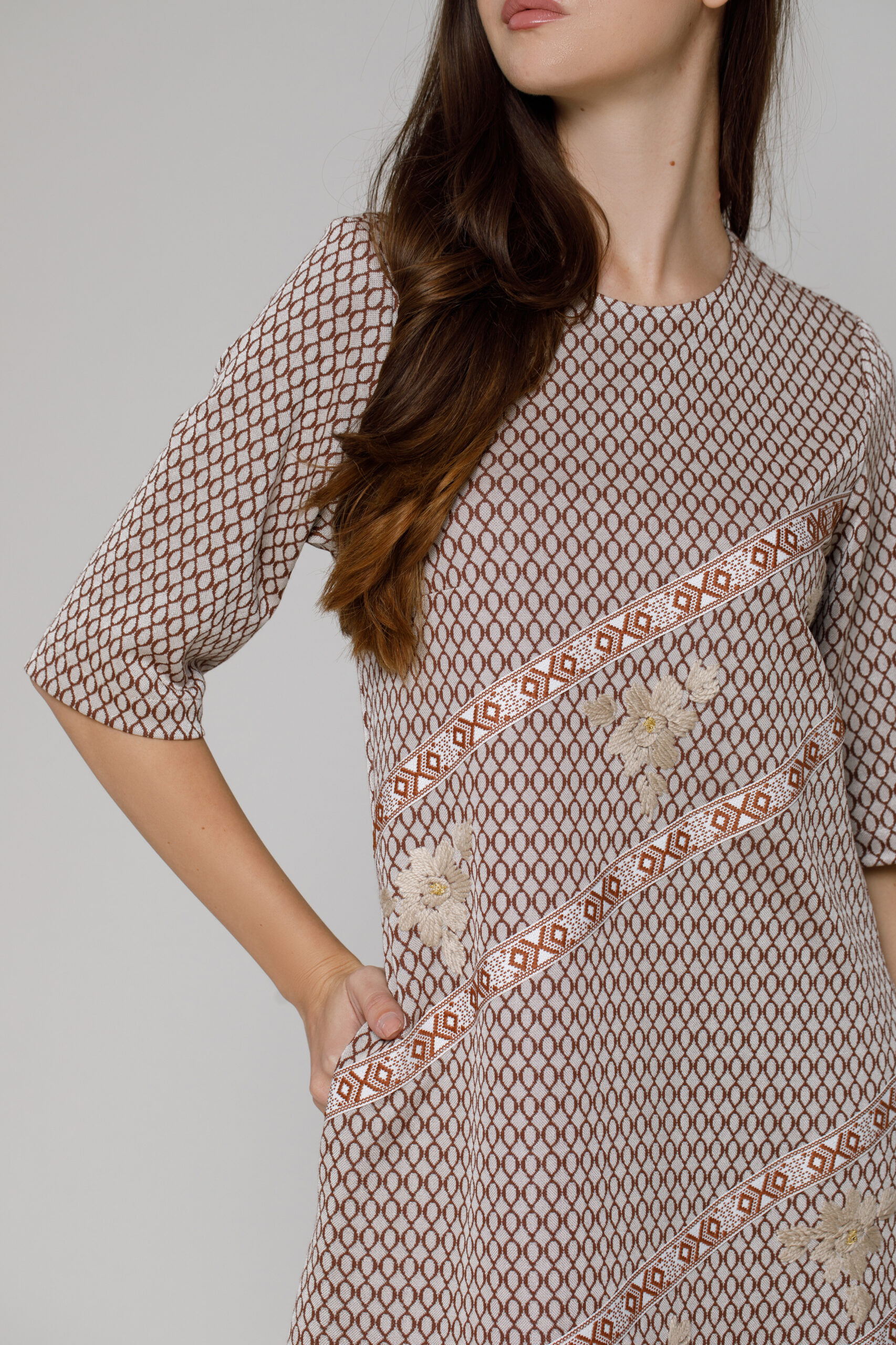 ARELLA BEIGE dress with geometric print. Natural fabrics, original design, handmade embroidery
