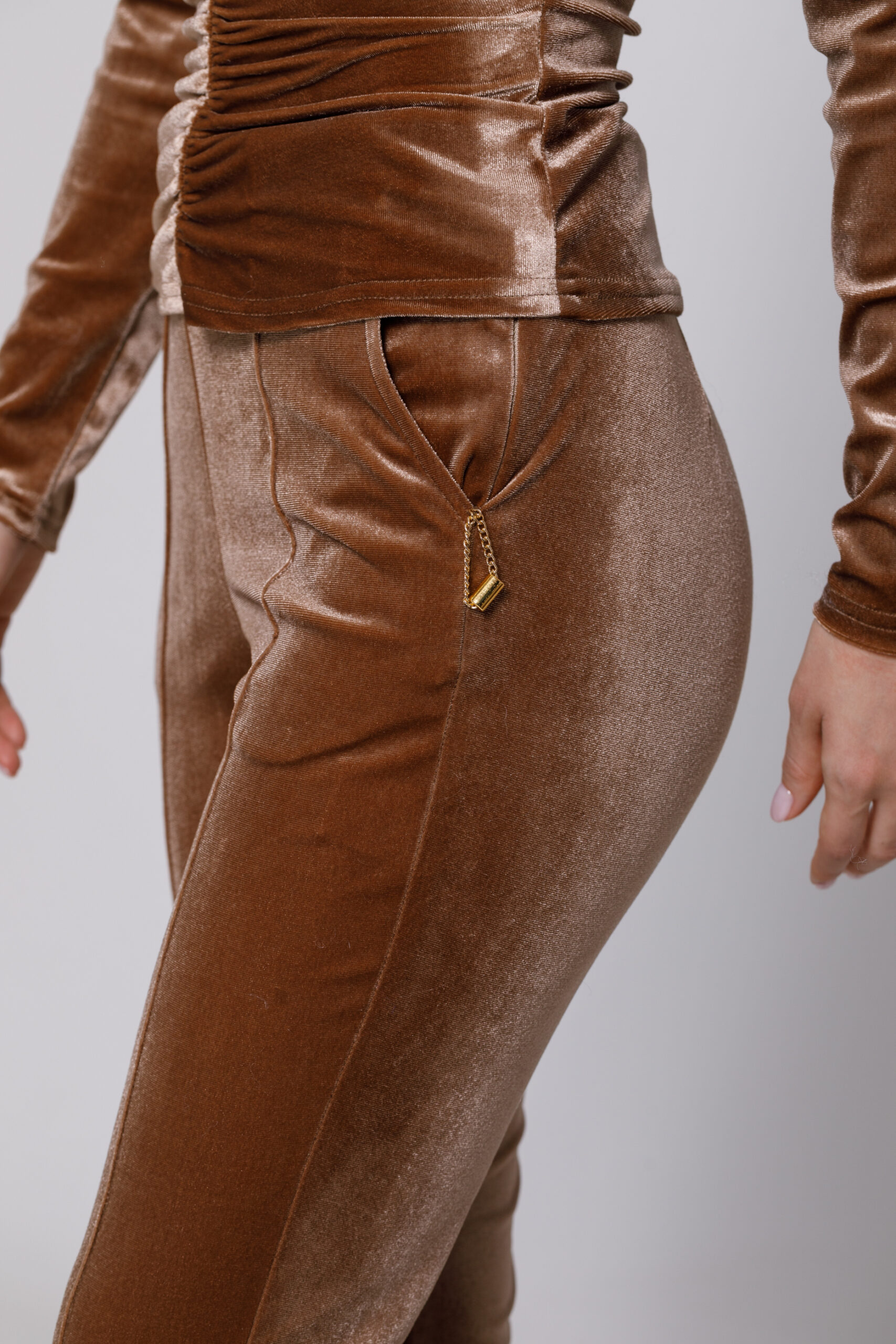 Pantalon SAM din catifea cappuccino. Materiale naturale, design unicat, cu broderie si aplicatii handmade
