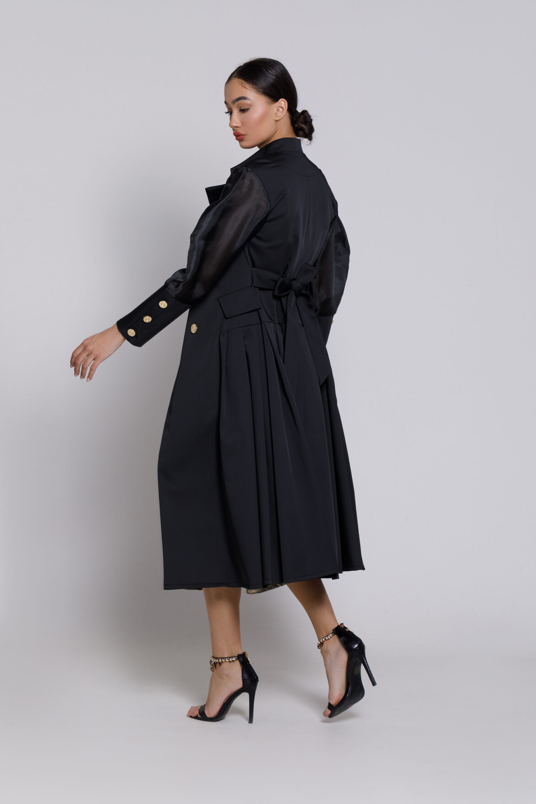 Dress/Overcoat MILENA made of tercot with organza sleeves. Natural fabrics, original design, handmade embroidery
