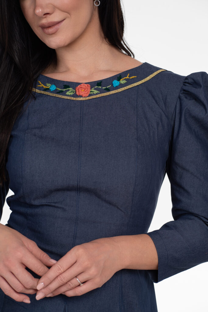 AIDA Navy blue denim dress with puff sleeves and floral embroidery. Natural fabrics, original design, handmade embroidery