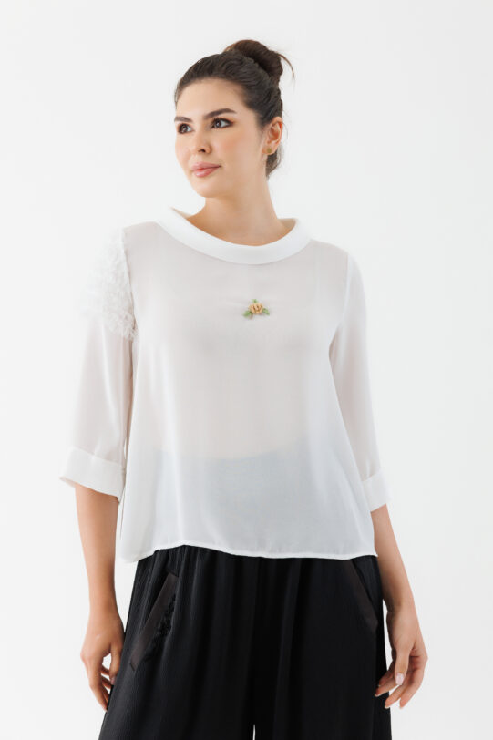 Bluza MATHILDE ARTA alba din voal. Materiale naturale, design unicat, cu broderie si aplicatii handmade