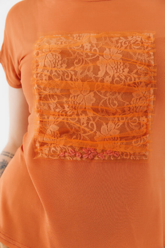 Bluza MATHILDE  ROZINA caramiziu cu aplicatie de dantela. Materiale naturale, design unicat, cu broderie si aplicatii handmade