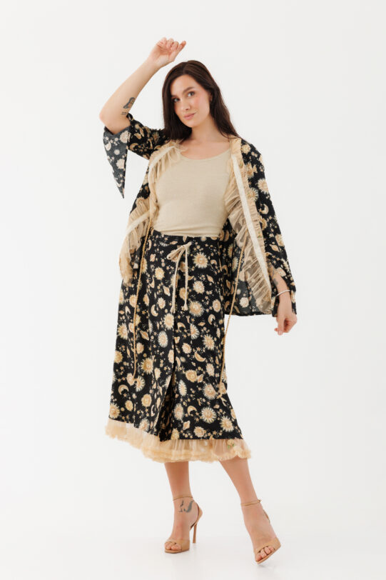 Jacheta MATHILDE EILEEN neagra din poplin cu imprimeu. Materiale naturale, design unicat, cu broderie si aplicatii handmade
