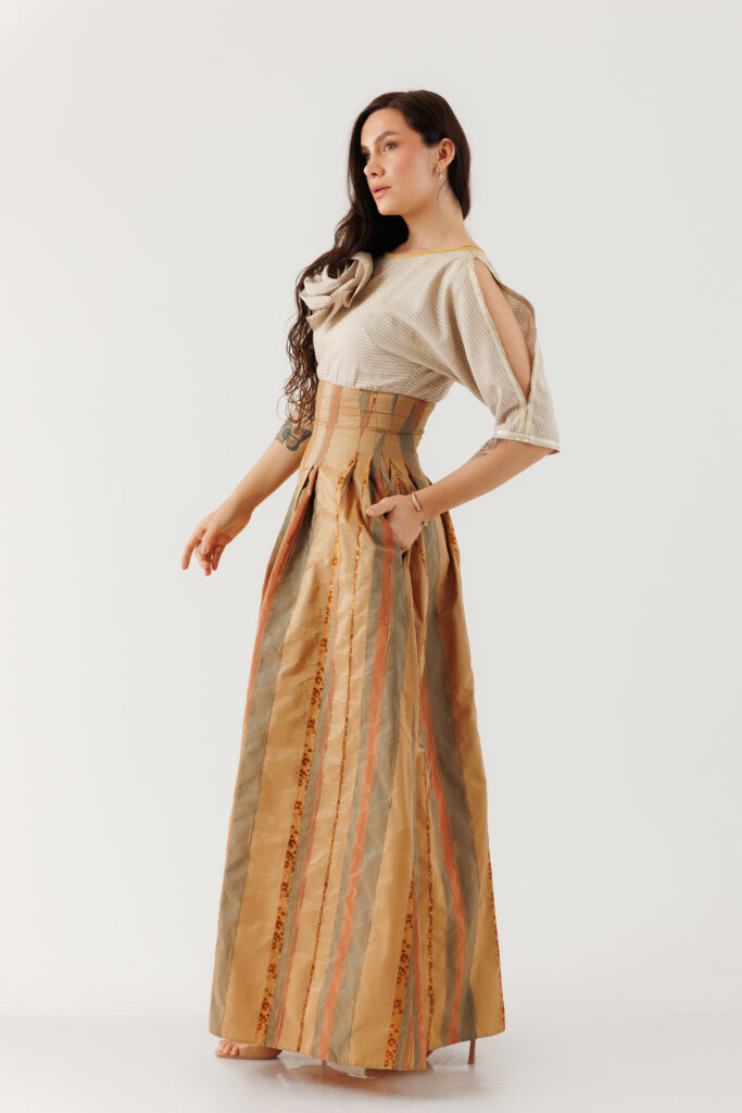Rochie MATHILDE DAYANA din brocard si in. Materiale naturale, design unicat, cu broderie si aplicatii handmade