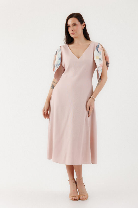 Rochie MATHILDE VIVIANA roz din in. Materiale naturale, design unicat, cu broderie si aplicatii handmade