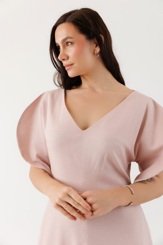 Rochie MATHILDE VIVIANA roz din in. Materiale naturale, design unicat, cu broderie si aplicatii handmade