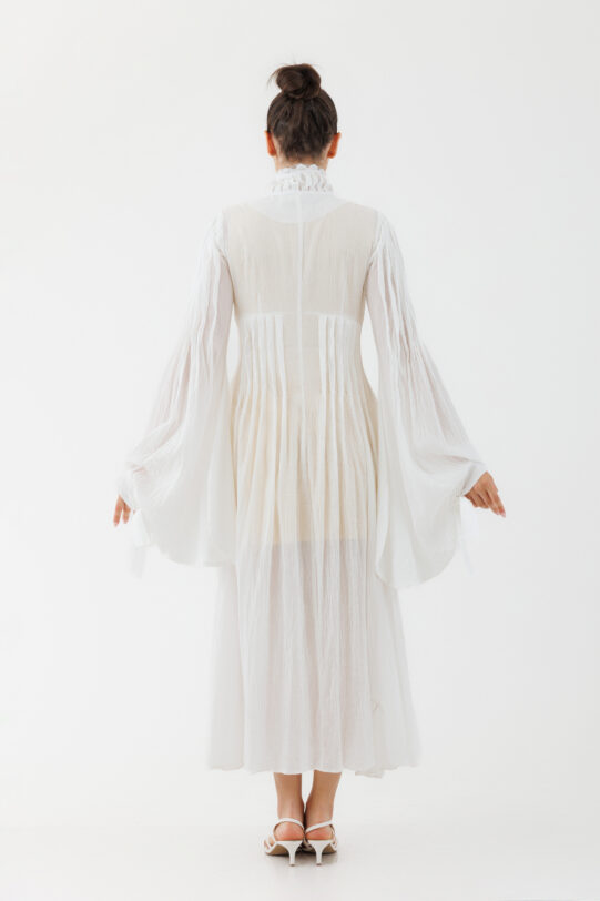 Rochie MATHILDE ZAIRA alba din panza topita. Materiale naturale, design unicat, cu broderie si aplicatii handmade