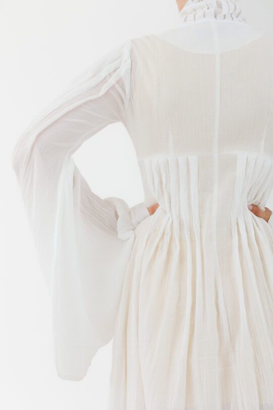 Rochie MATHILDE ZAIRA alba din panza topita. Materiale naturale, design unicat, cu broderie si aplicatii handmade