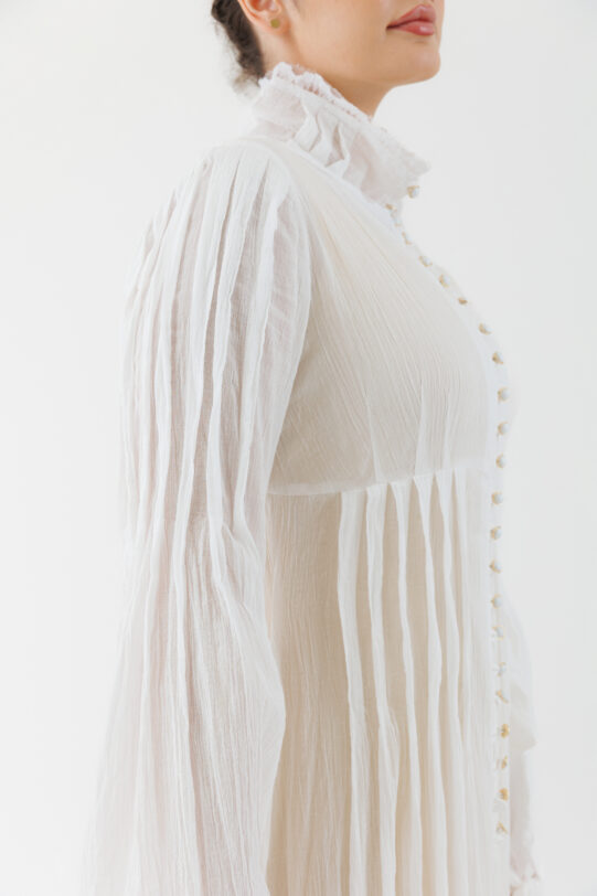 Rochie MATHILDE ZAIRA alba din panza topita. Materiale naturale, design unicat, cu broderie si aplicatii handmade