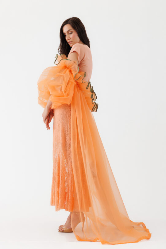 Trena MATHILDE MARTA portocalie din organza. Materiale naturale, design unicat, cu broderie si aplicatii handmade