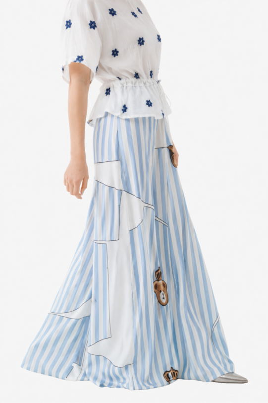 Pantalon AGUSTIN bleu din bumbac satinat cu print ursi. Materiale naturale, design unicat, cu broderie si aplicatii handmade