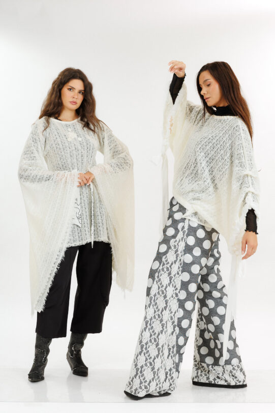 Bluza MATHILDE ARIS din tricot alb cu esarfe si drapaj. Materiale naturale, design unicat, cu broderie si aplicatii handmade