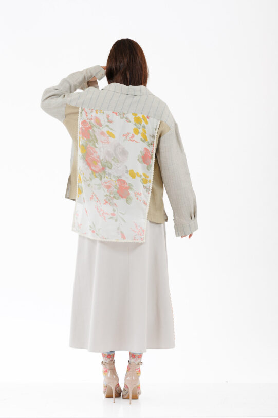 Camasa MATHILDE ISOLA gri din in cu dungi si trena din organza. Materiale naturale, design unicat, cu broderie si aplicatii handmade