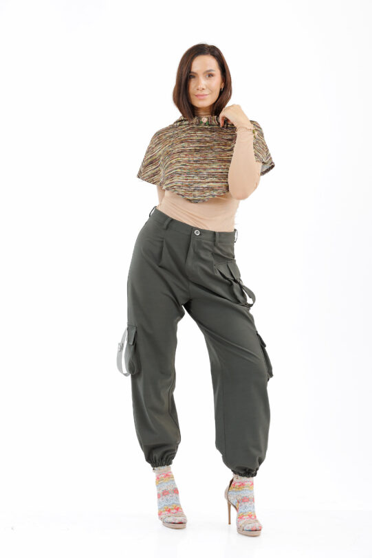 Capa MATHILDE CASSIE cu gluga din tricot kaki. Materiale naturale, design unicat, cu broderie si aplicatii handmade